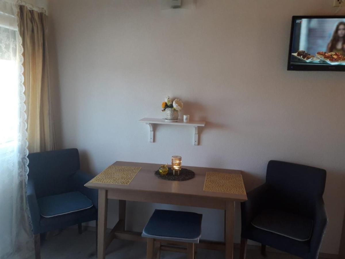 Apartments Carev 1293 Jezera Luaran gambar